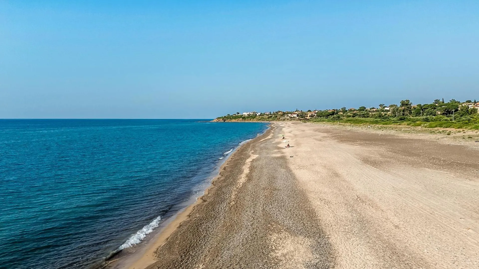 Cottage Surrounded By Nature Near The Sea - تْشيفالو