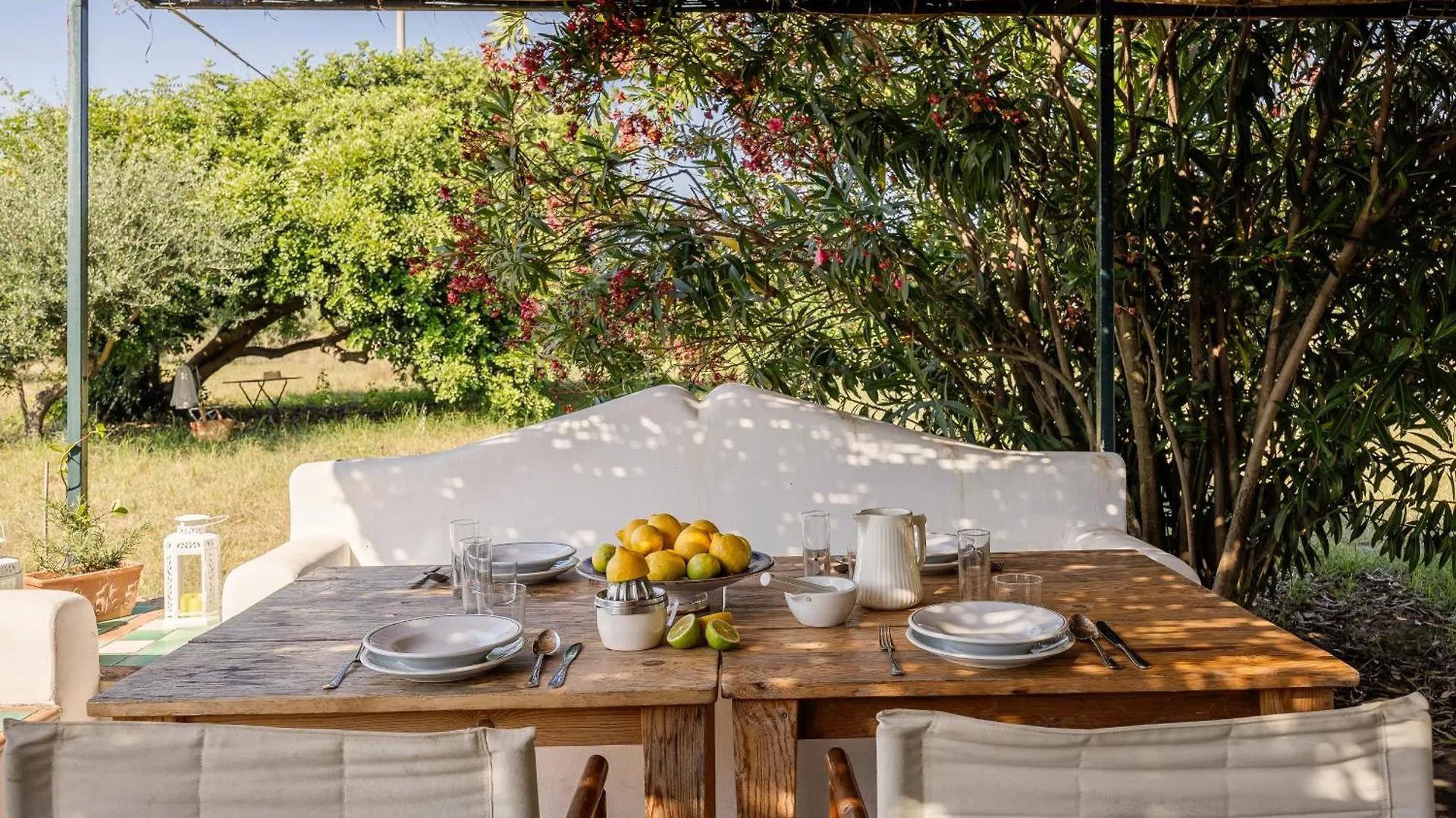 Cottage Surrounded By Nature Near The Sea - تْشيفالو شقة
