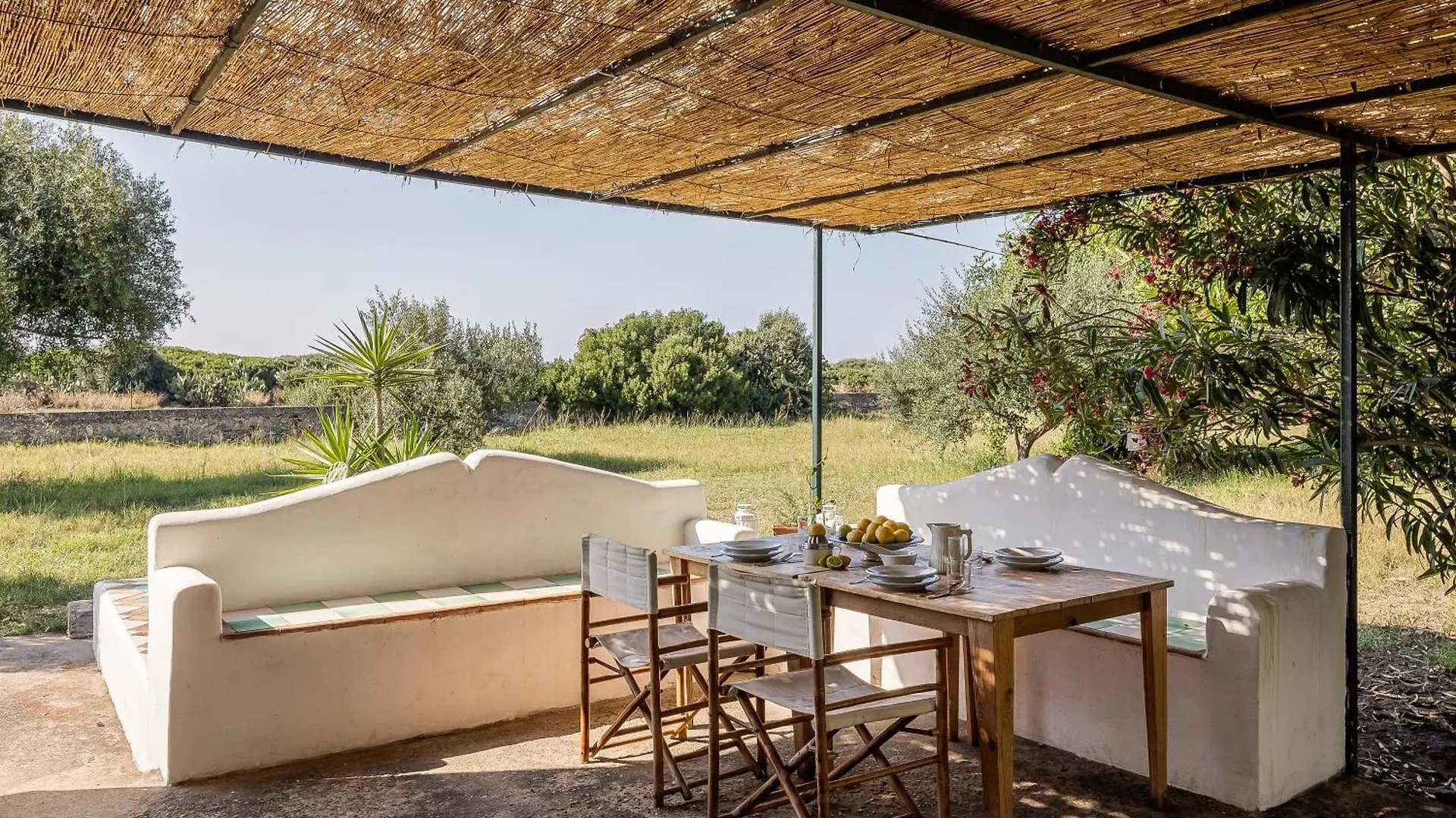 Cottage Surrounded By Nature Near The Sea - تْشيفالو
